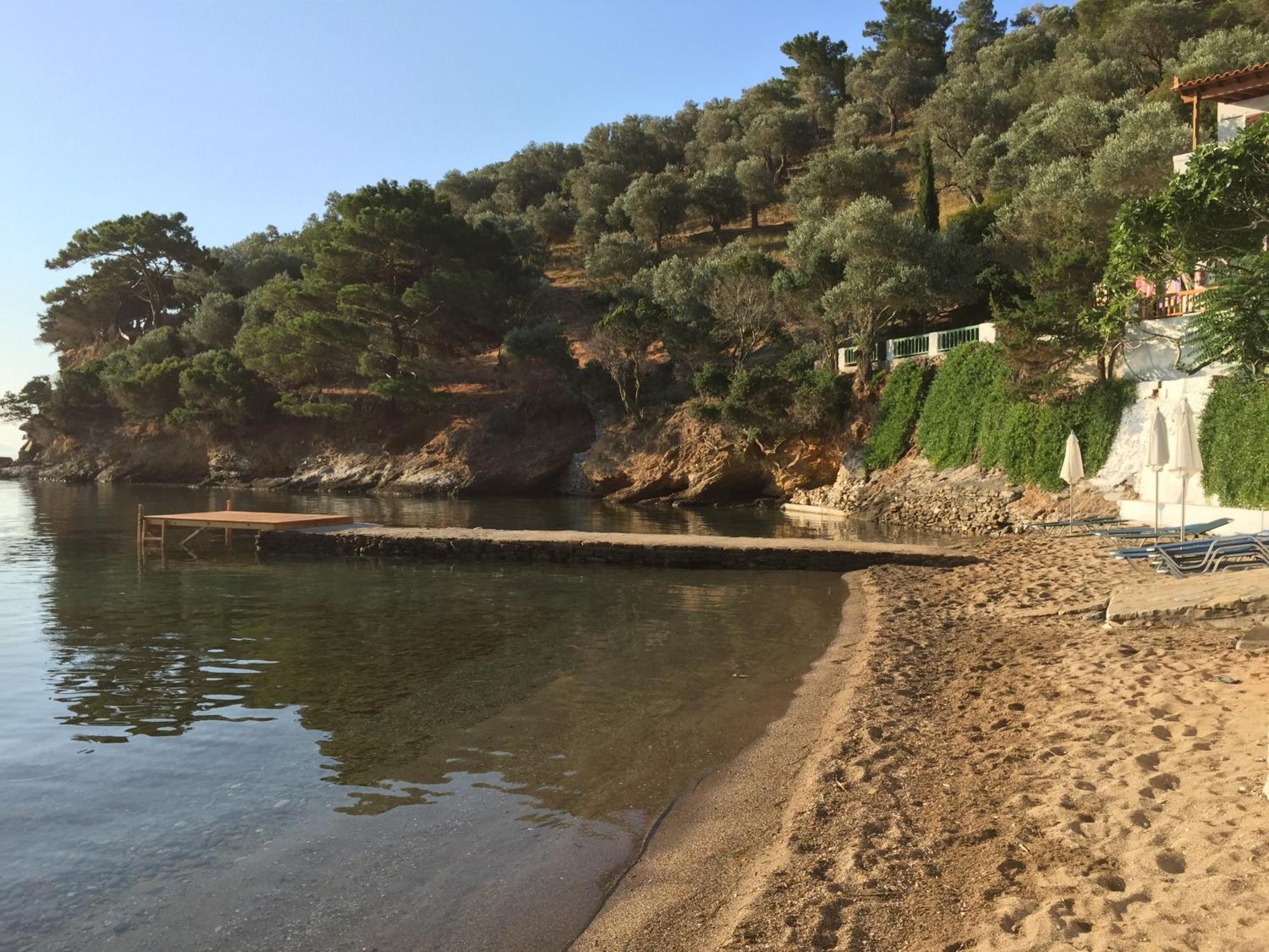 Studios Limnionas 马拉斯豪克艾蒙普斯 外观 照片